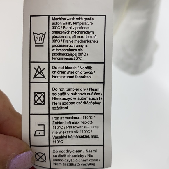 Collection Pimkie Women's White Short-Sleeve Shirt Red Floral Embroidery Small - Picture 7 of 8